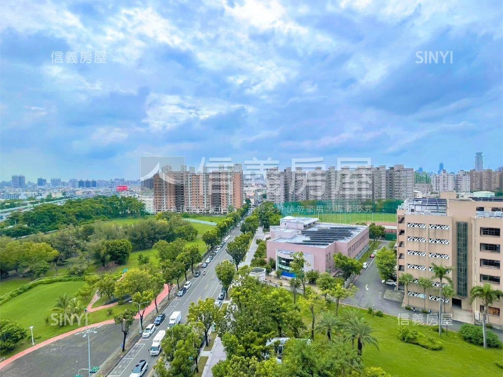 綠意景觀首排三房車位房屋室內格局與周邊環境