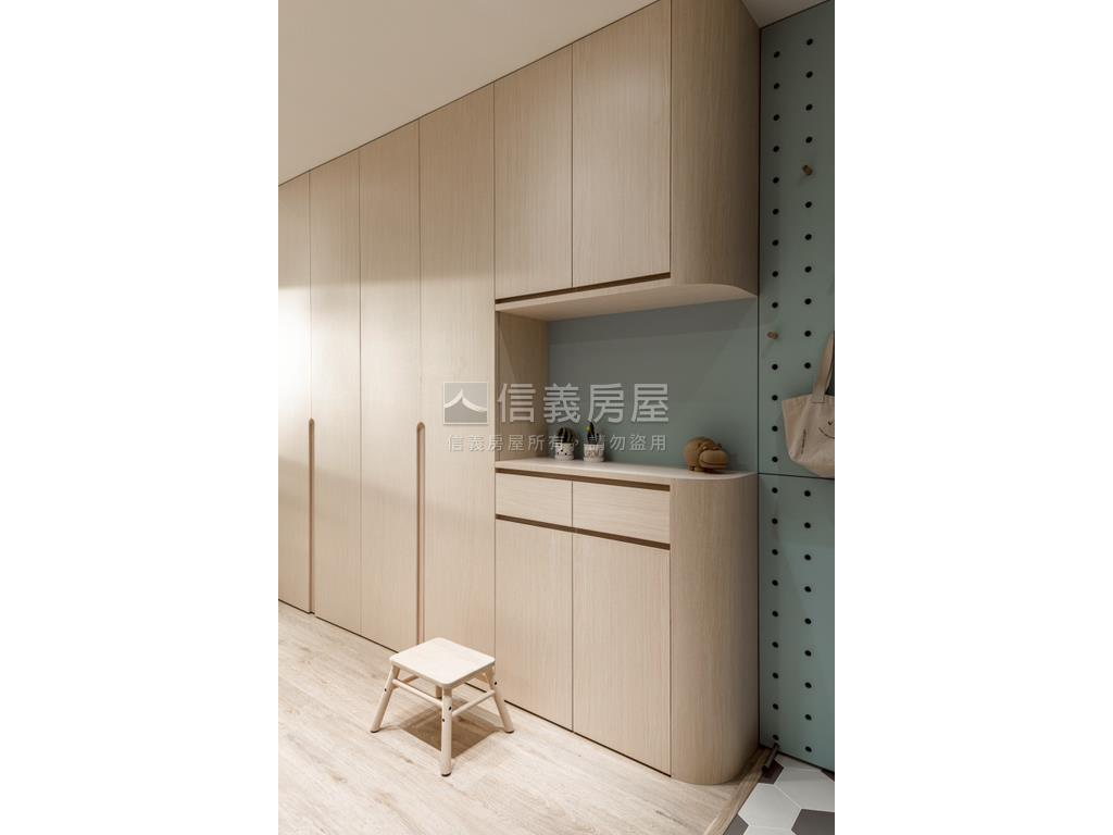 雄女旁棋琴文雄苑四房雙車房屋室內格局與周邊環境