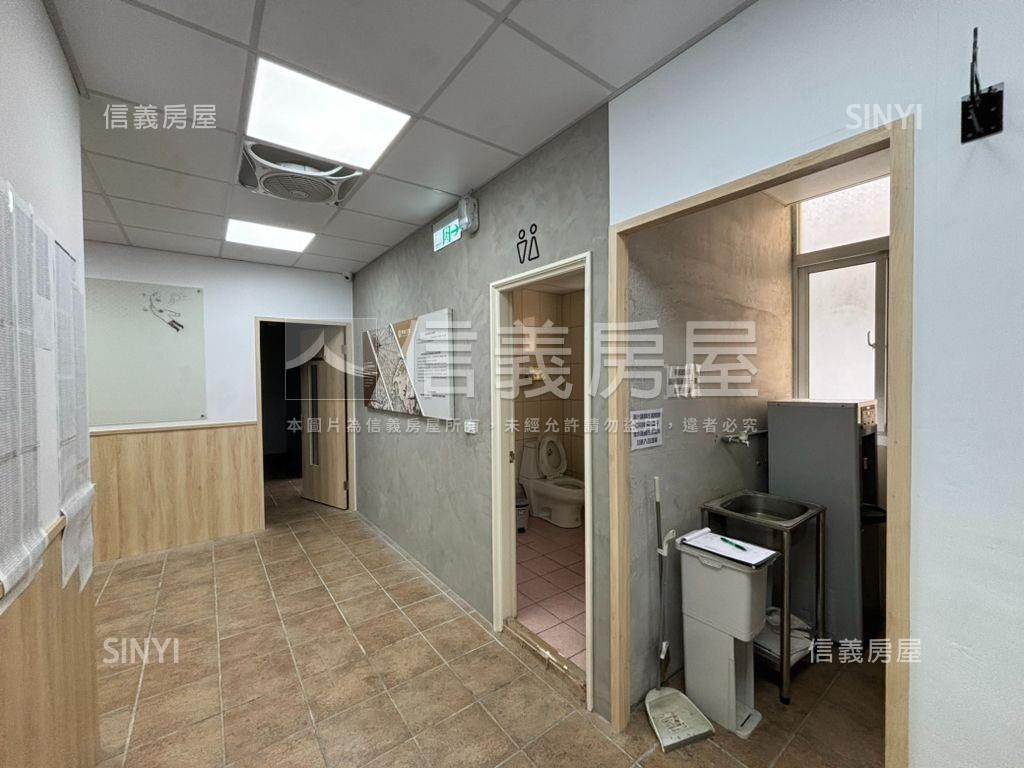 亞灣約１１米面寬金店房屋室內格局與周邊環境