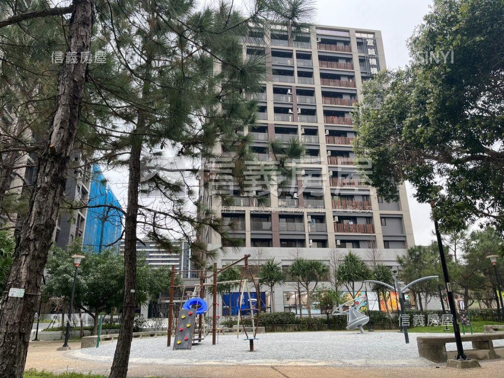 ★宜誠世界極３房車位房屋室內格局與周邊環境