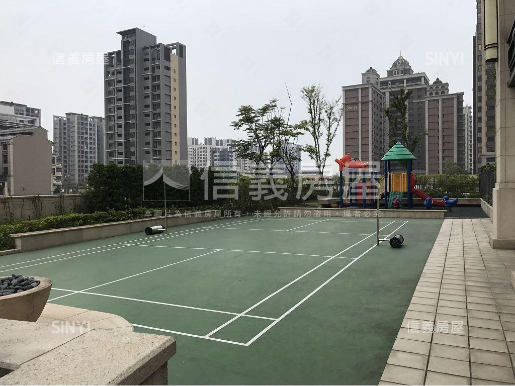 八擴。麗寶美裝潢三房車位房屋室內格局與周邊環境