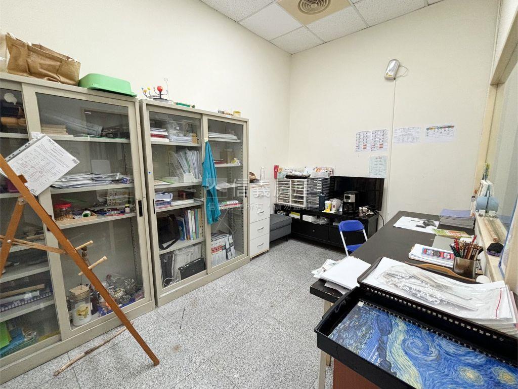 專☆中科僑福稀有樓店平車房屋室內格局與周邊環境