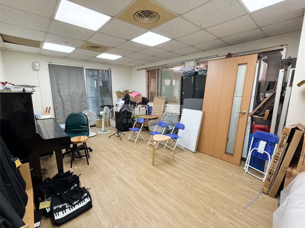 專☆中科僑福稀有樓店平車房屋室內格局與周邊環境