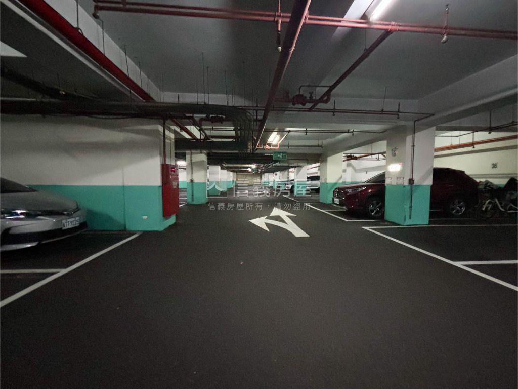 專☆中科僑福稀有樓店平車房屋室內格局與周邊環境