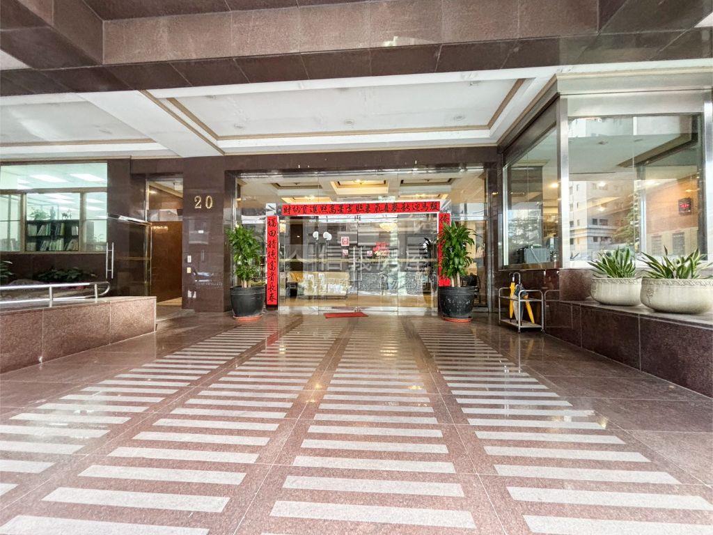 專☆中科僑福稀有樓店平車房屋室內格局與周邊環境