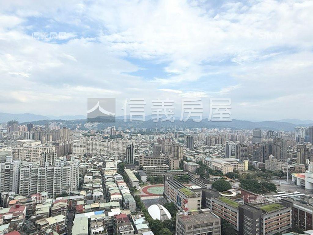馥華艾美晴空萬里房屋室內格局與周邊環境