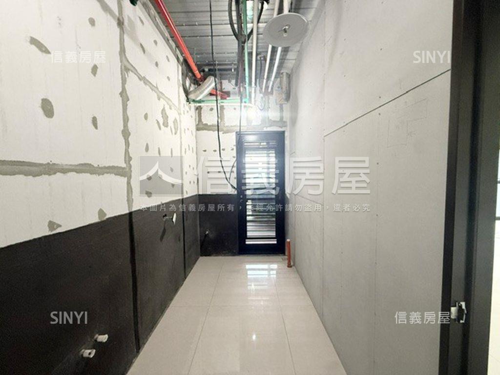 馥華艾美晴空萬里房屋室內格局與周邊環境