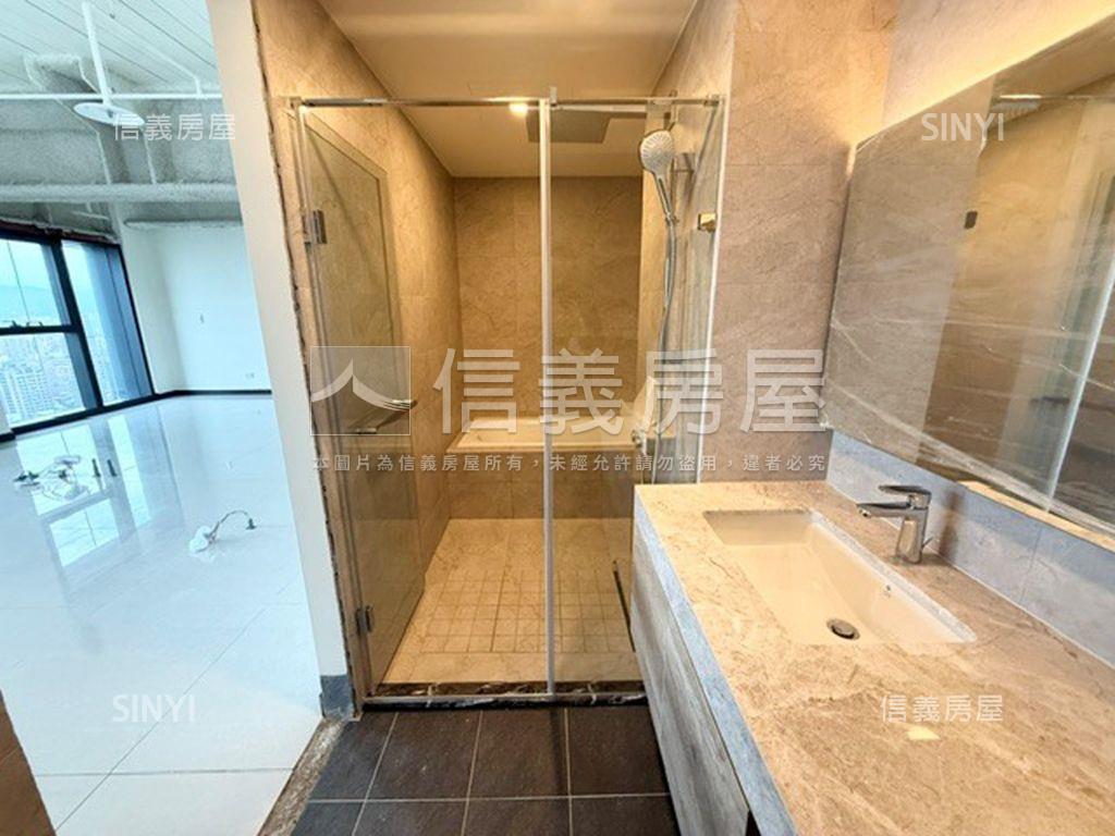 馥華艾美晴空萬里房屋室內格局與周邊環境