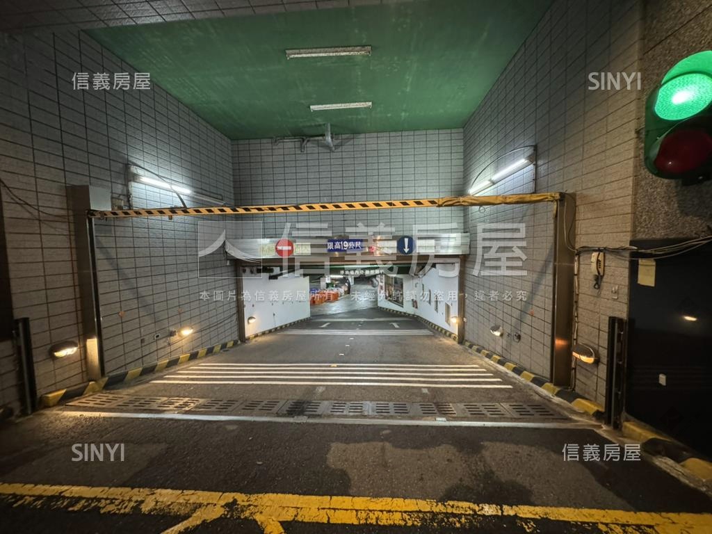 獨立Ｂ１坡道平面大車位房屋室內格局與周邊環境