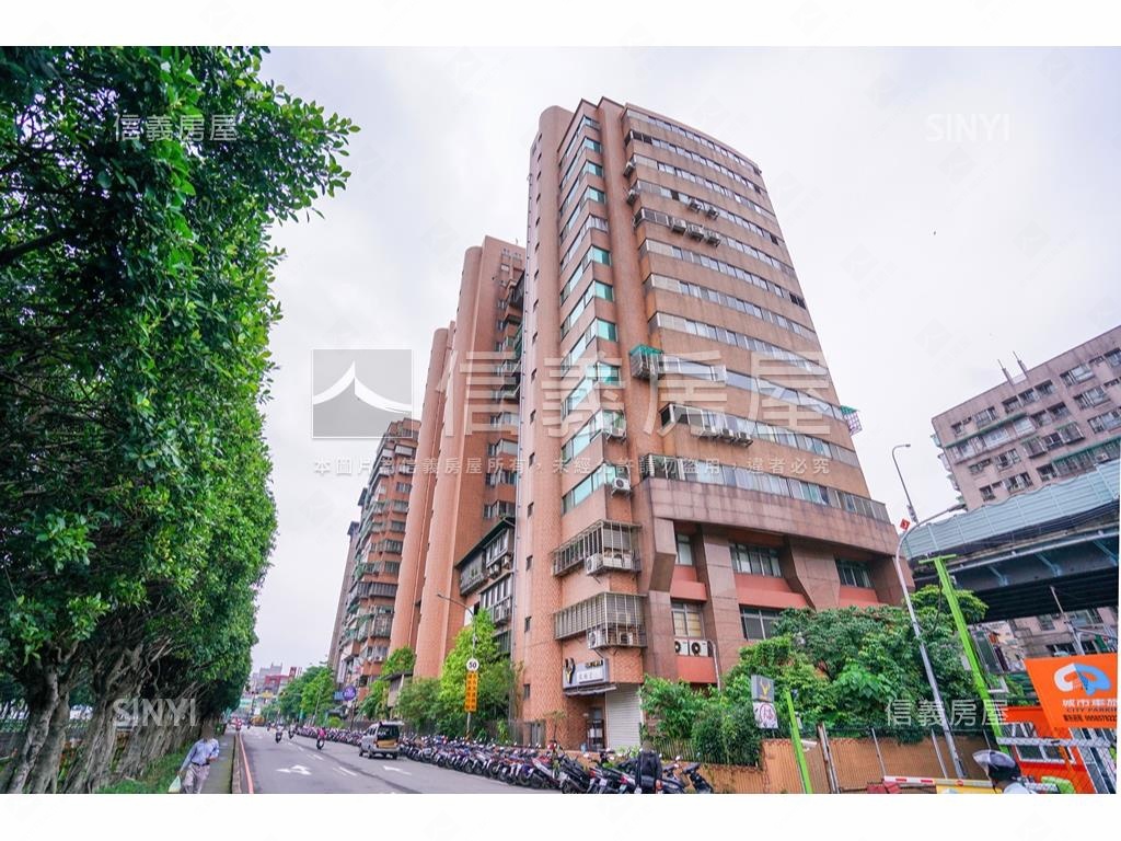 龍騰明亮高樓雅致三房房屋室內格局與周邊環境