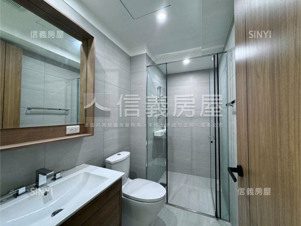 第一樂章全新高樓三房平車房屋室內格局與周邊環境