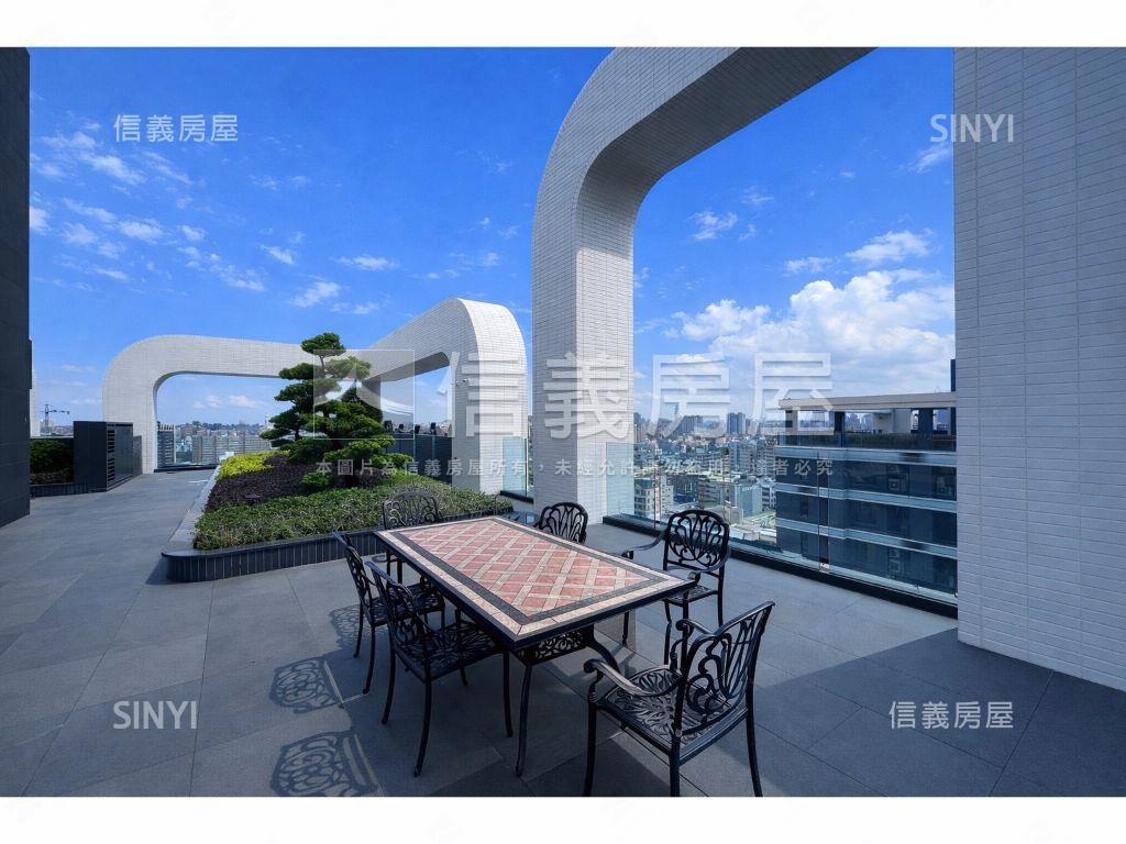 第一樂章全新高樓三房平車房屋室內格局與周邊環境