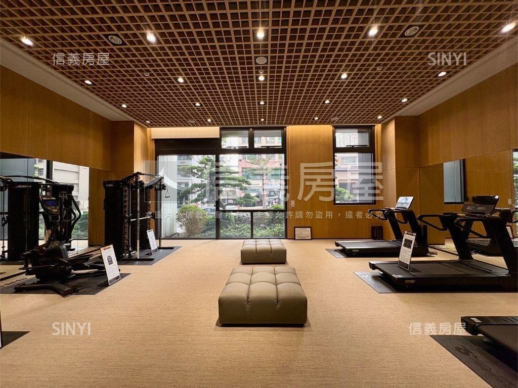 第一樂章全新高樓三房平車房屋室內格局與周邊環境