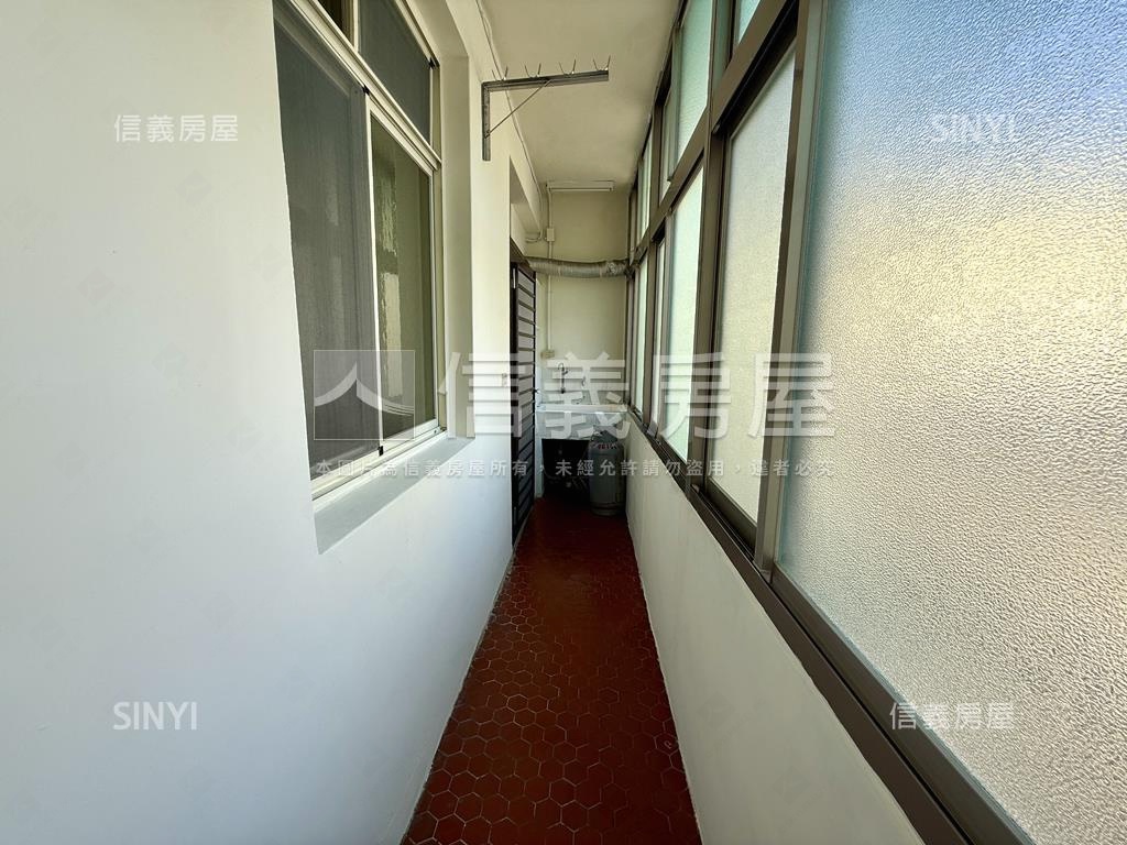 近內壢交流道公園３房美寓房屋室內格局與周邊環境