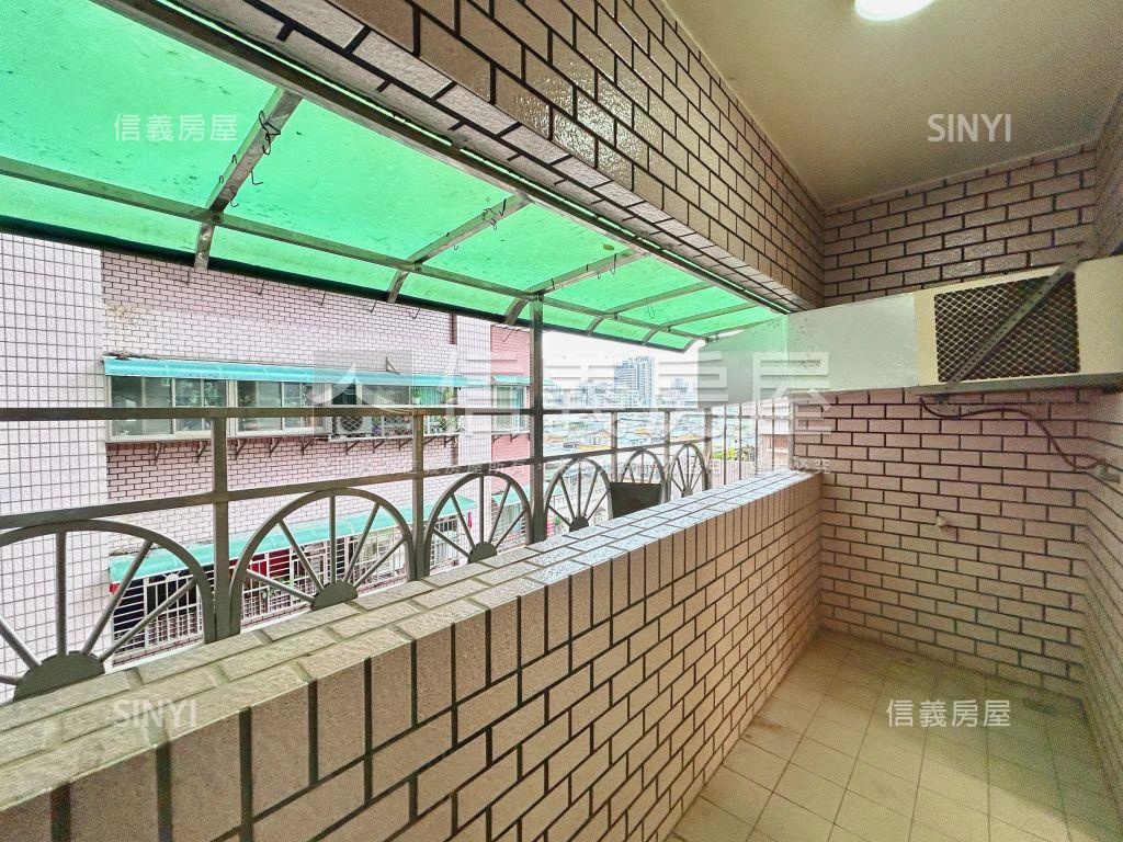 新莊市寶邊間四房房屋室內格局與周邊環境