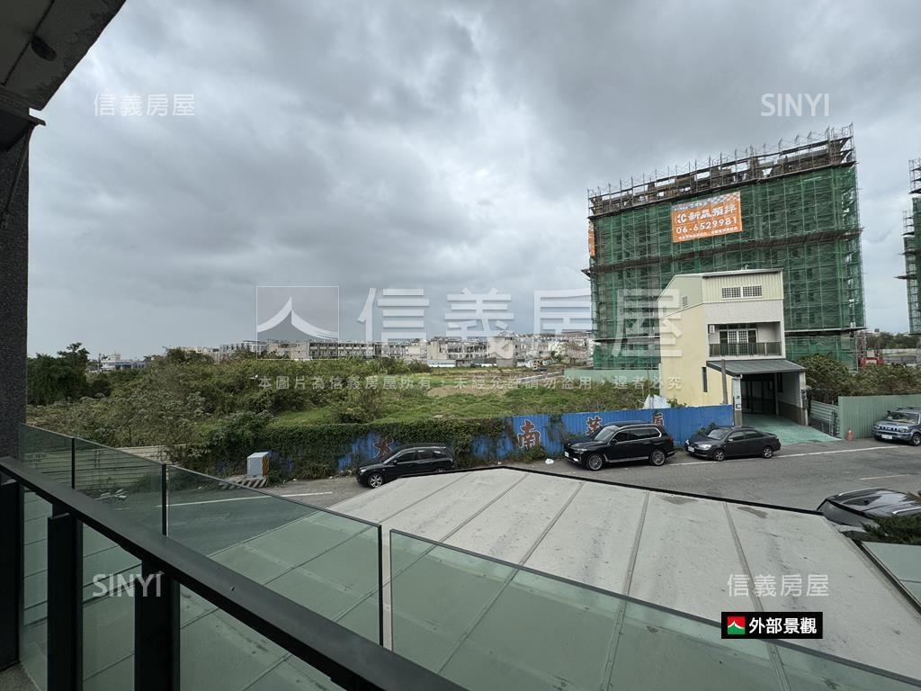新營｜屋齡１０年內輕奢墅房屋室內格局與周邊環境