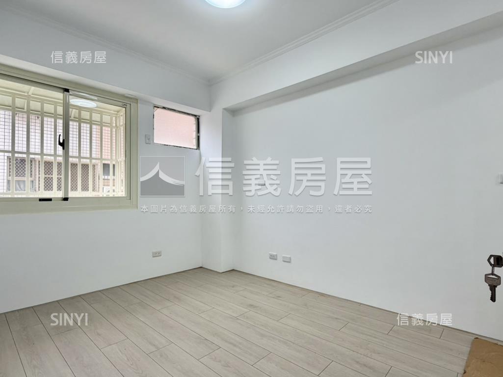 近機捷好市多全室裝潢三房房屋室內格局與周邊環境