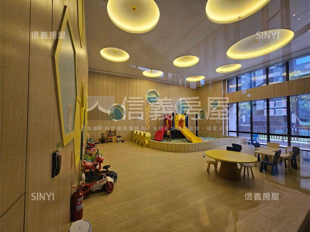 專˙翠峰高樓麗緻河景兩房房屋室內格局與周邊環境