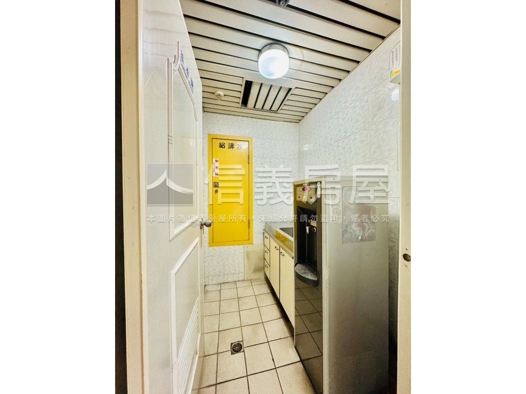 捷運旁●純辦●自用置產房屋室內格局與周邊環境