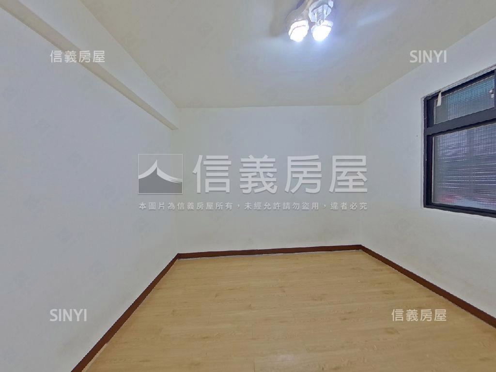 專任景興國中旁二樓三房房屋室內格局與周邊環境