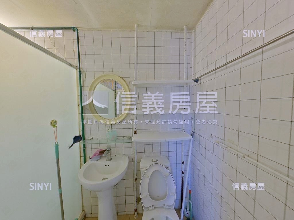 專任景興國中旁二樓三房房屋室內格局與周邊環境