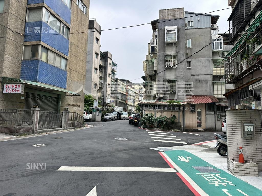 專任景興國中旁二樓三房房屋室內格局與周邊環境