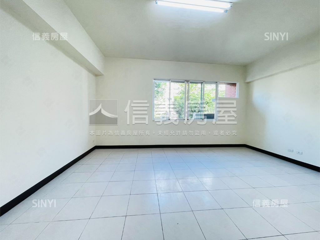 鳳山整新住辦店含平車Ⅱ房屋室內格局與周邊環境