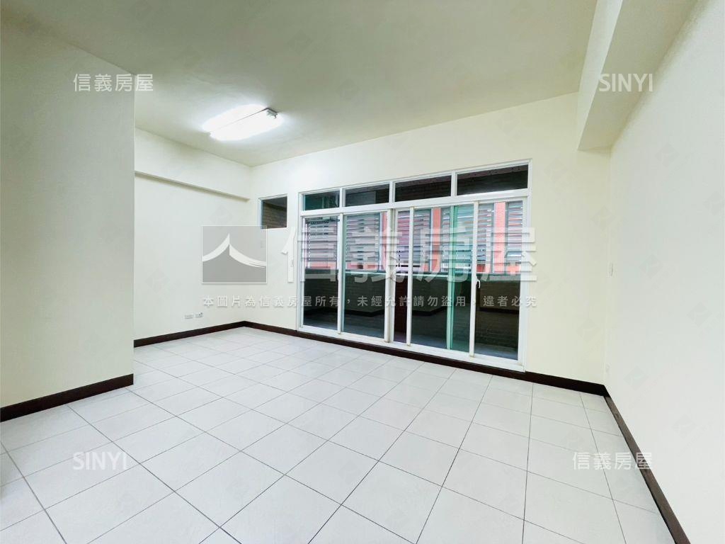 鳳山整新住辦店含平車Ⅱ房屋室內格局與周邊環境