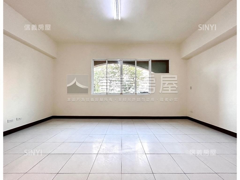 鳳山整新住辦店含平車Ⅱ房屋室內格局與周邊環境
