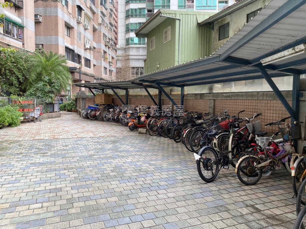 稀有｜宏國首選｜帶車位房屋室內格局與周邊環境