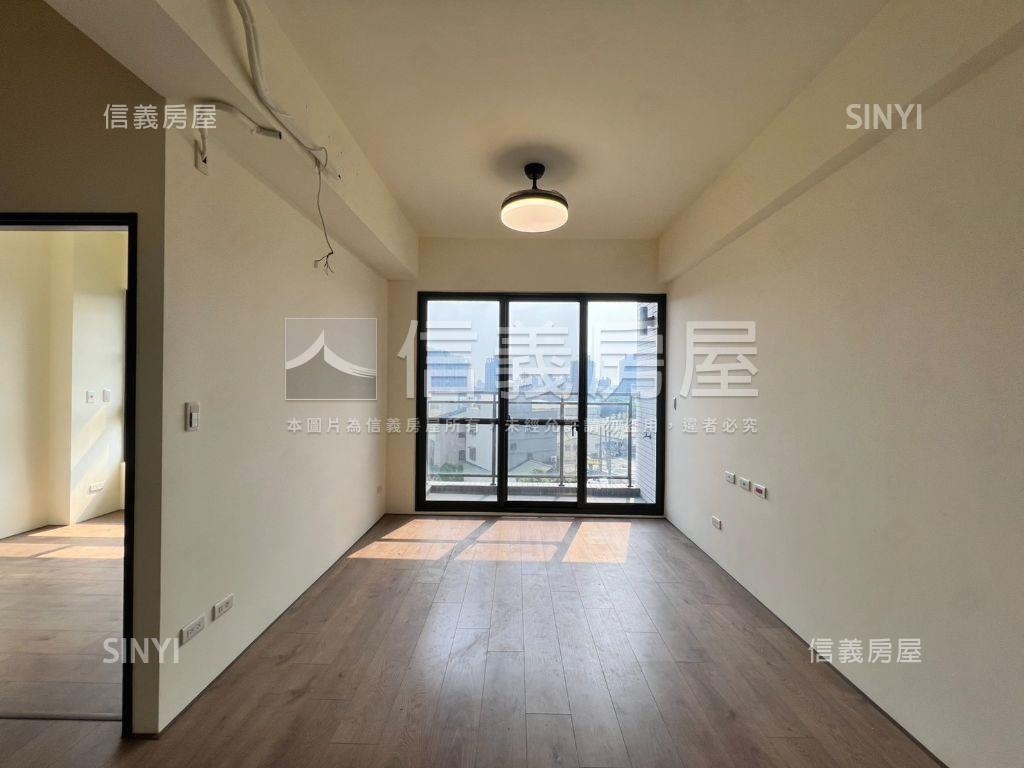 近十四期４年新屋二房平車房屋室內格局與周邊環境