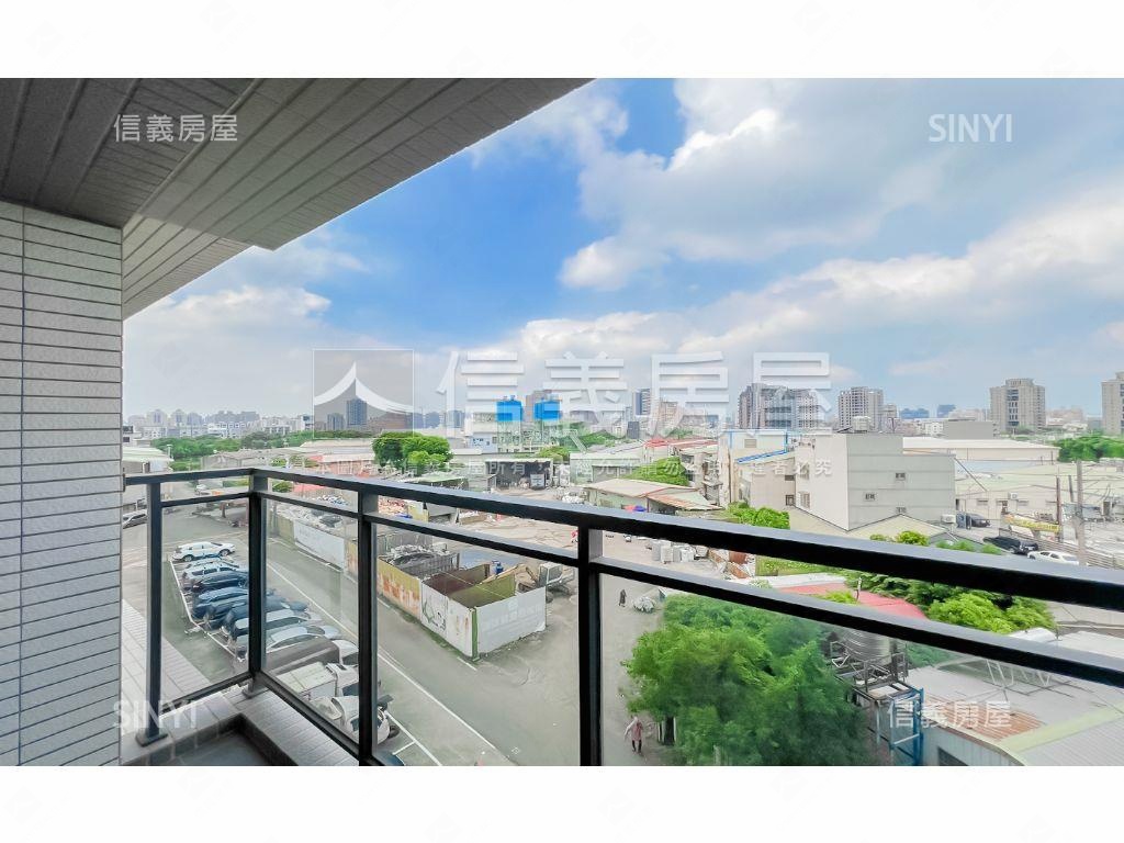 近十四期４年新屋二房平車房屋室內格局與周邊環境