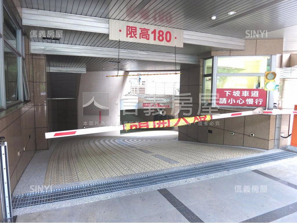 小主人中正學區夢想宅房屋室內格局與周邊環境