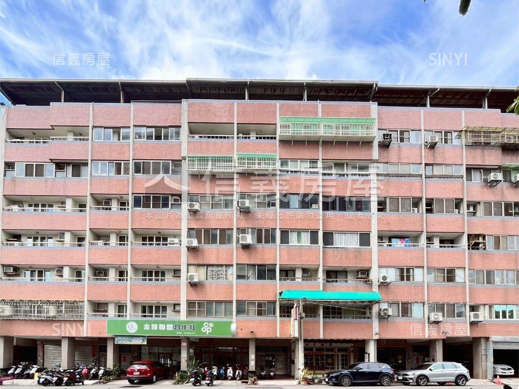 近中科西屯大面寬金店面房屋室內格局與周邊環境