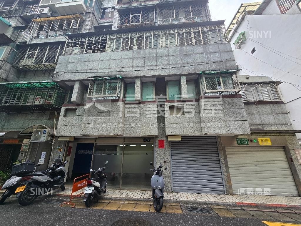 專約新生北優質車位房屋室內格局與周邊環境