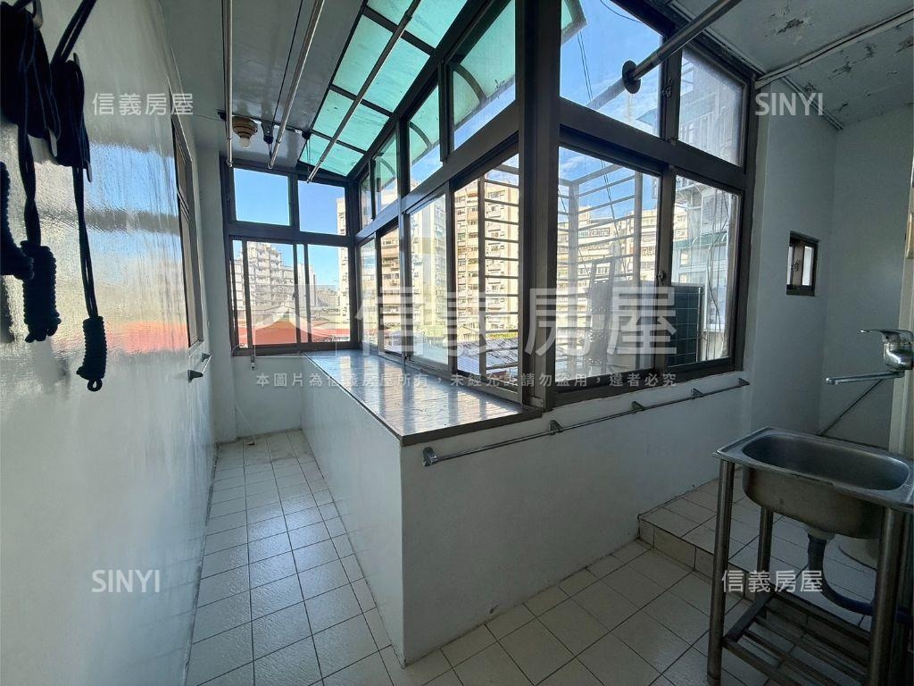 賓士大廈☆明亮美宅房屋室內格局與周邊環境