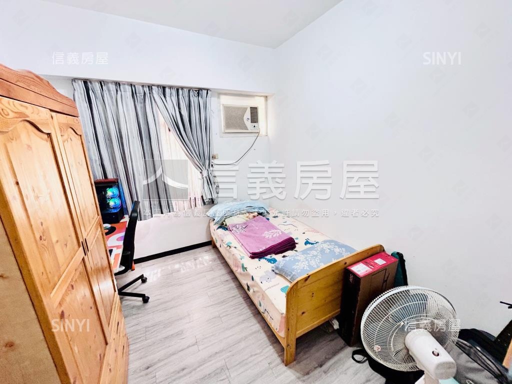 專任御林園三房車位房屋室內格局與周邊環境