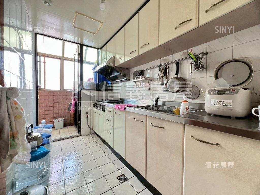 紫京城優質三房房屋室內格局與周邊環境