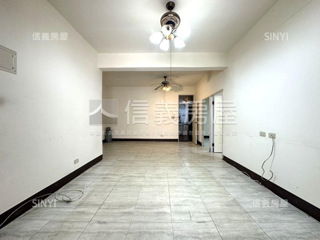 近迴龍捷運站４樓成家公寓房屋室內格局與周邊環境