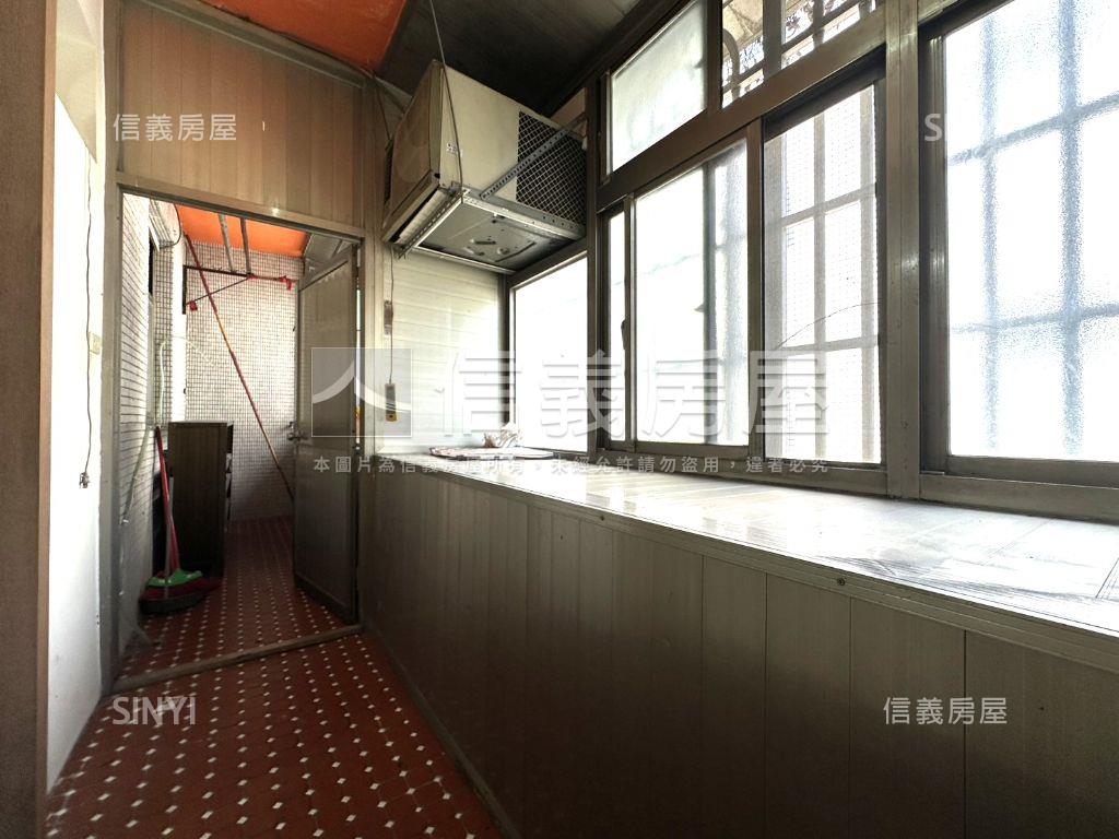 近迴龍捷運站４樓成家公寓房屋室內格局與周邊環境