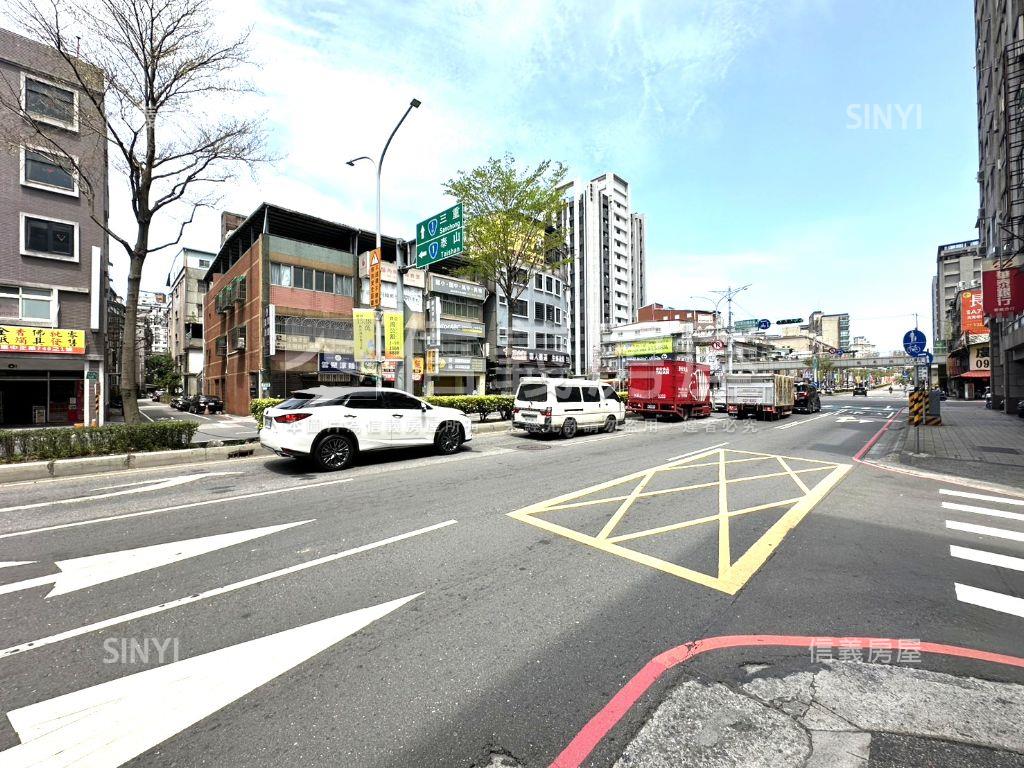 近迴龍捷運站４樓成家公寓房屋室內格局與周邊環境