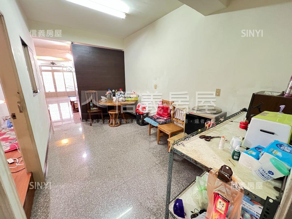 新泰國小３樓美寓房屋室內格局與周邊環境