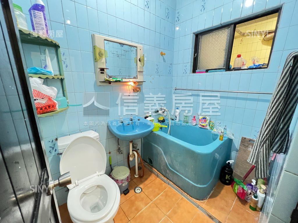 新泰國小３樓美寓房屋室內格局與周邊環境