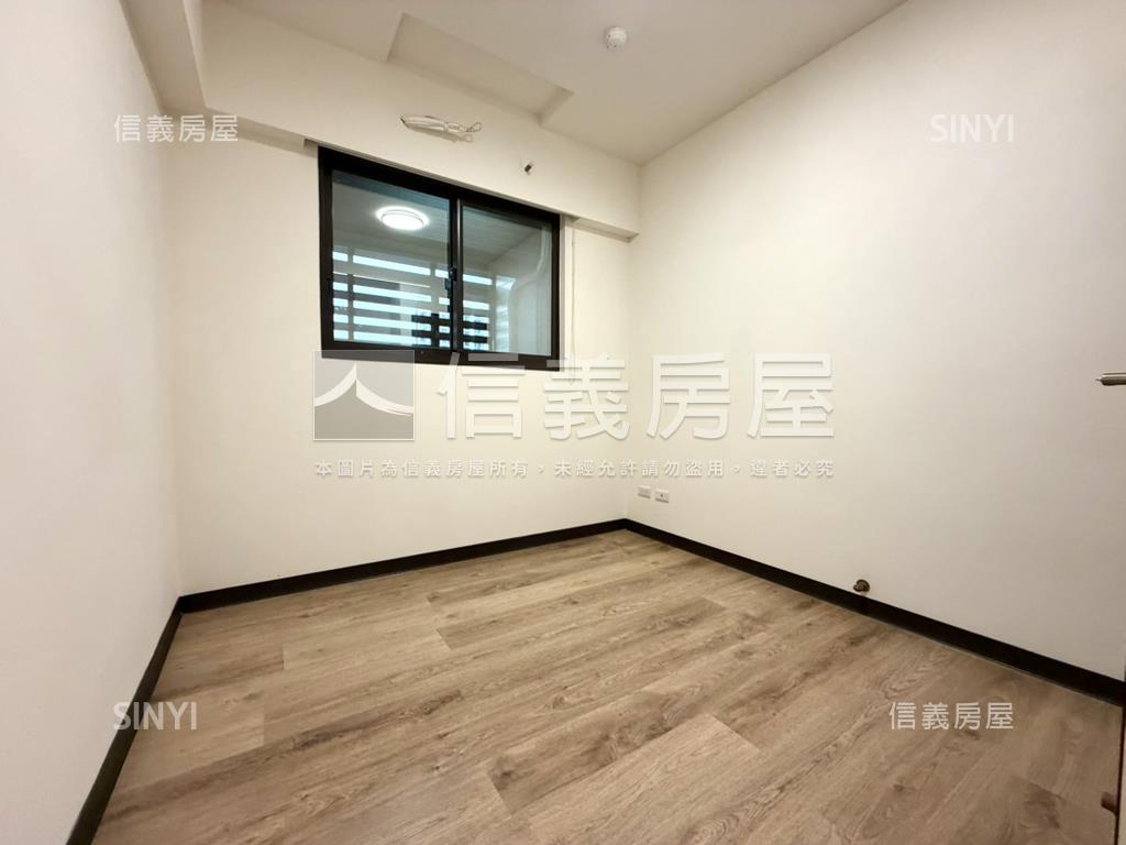 重劃區近公園天地兩房車位房屋室內格局與周邊環境