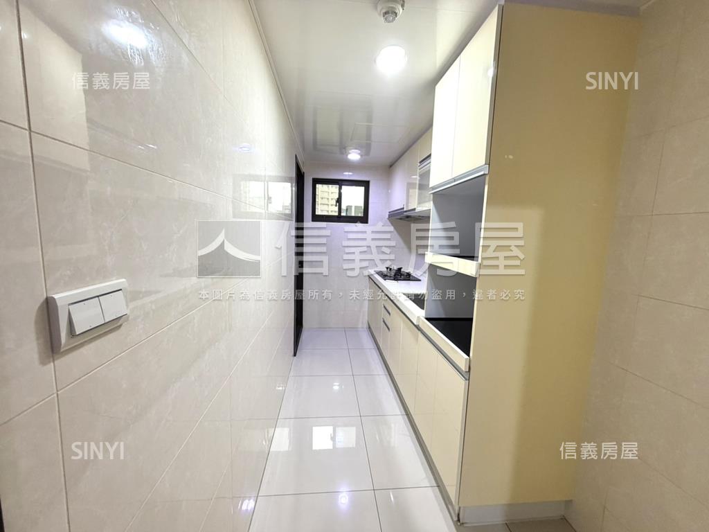 重劃區近公園天地兩房車位房屋室內格局與周邊環境