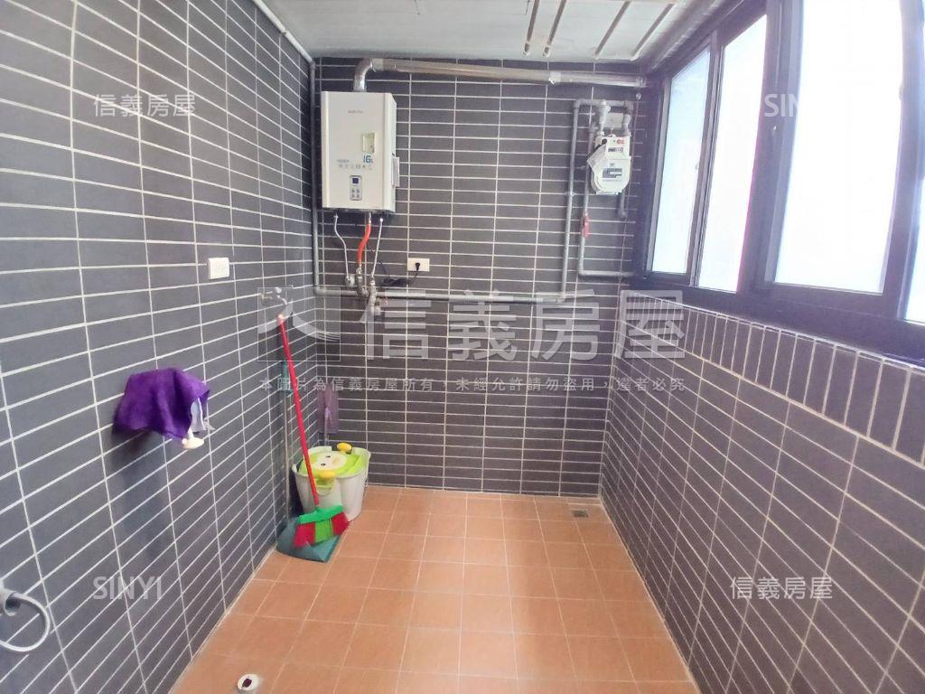 蒙德里安三房車位房屋室內格局與周邊環境