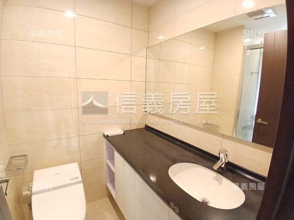 蒙德里安三房車位房屋室內格局與周邊環境