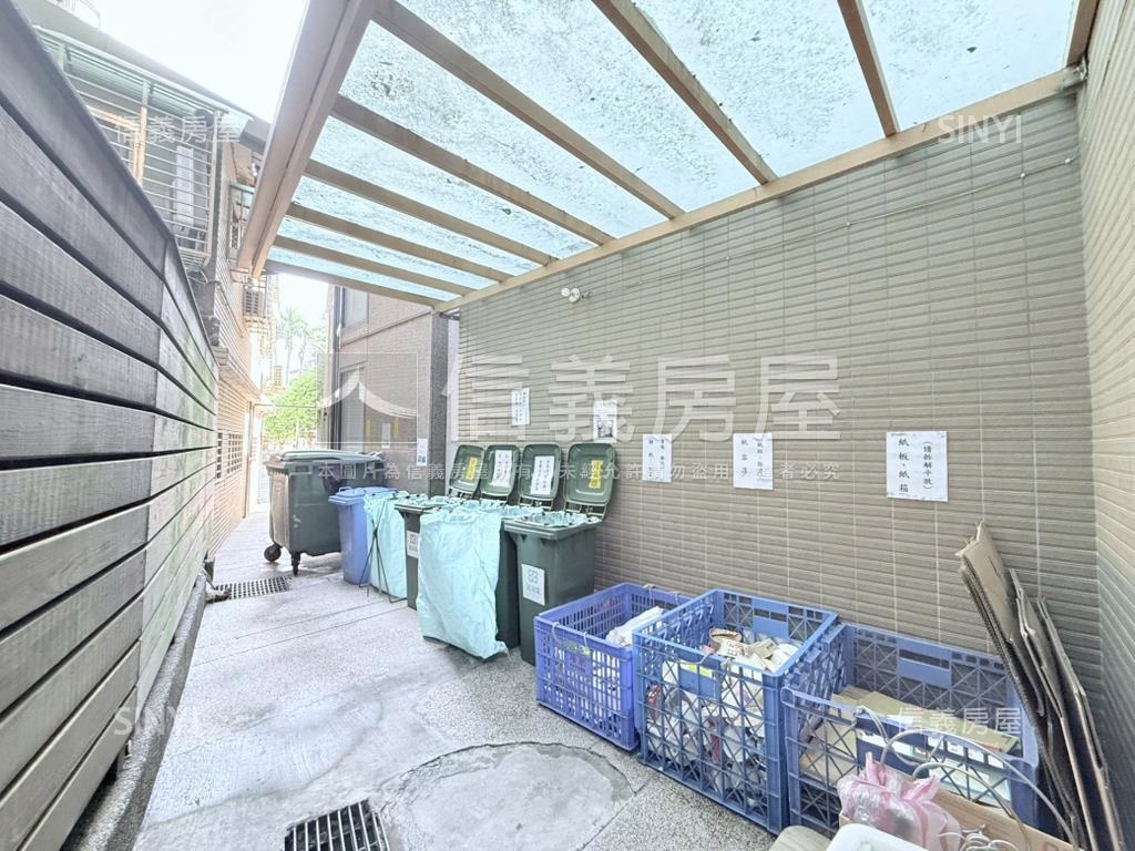 景安雙併電梯稀有三房房屋室內格局與周邊環境