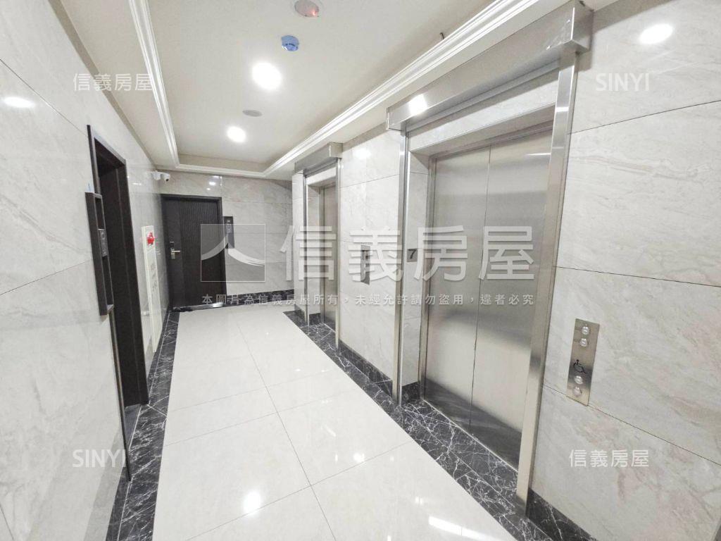 精美裝潢挑高美居房屋室內格局與周邊環境