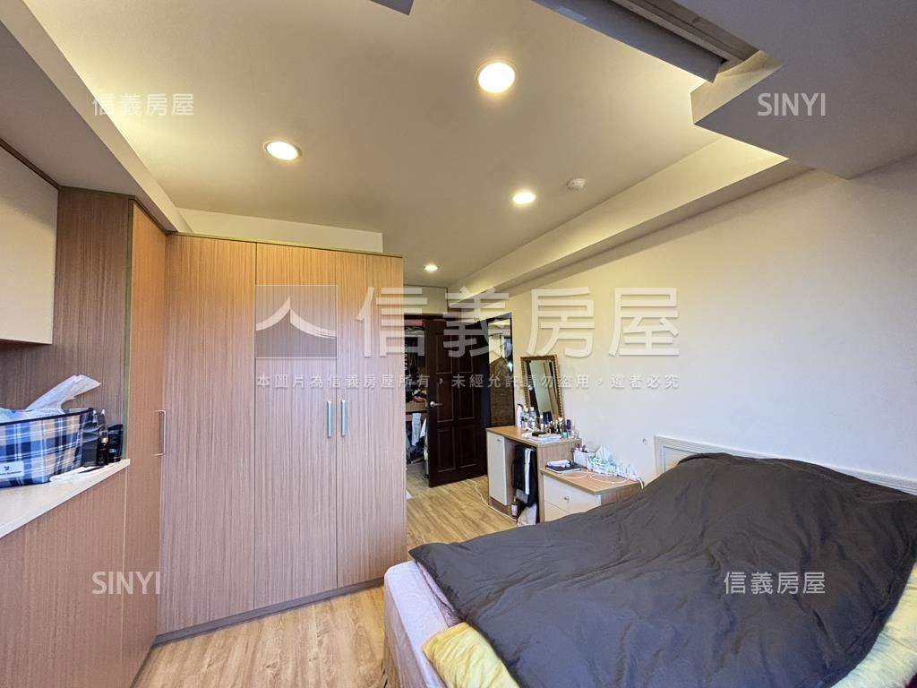 灣頂旭日東昇大屯山景美宅房屋室內格局與周邊環境